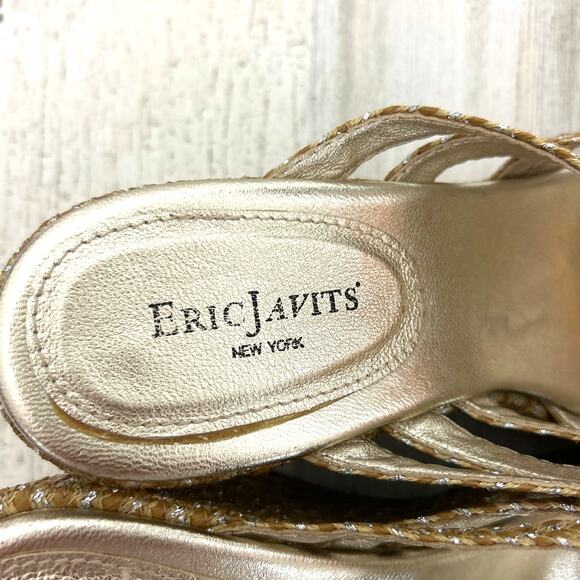 Eric Javits Women’s 10 Edy Gold Leather Wedge Sandals Slip-On Shoes - Picture 9 of 9